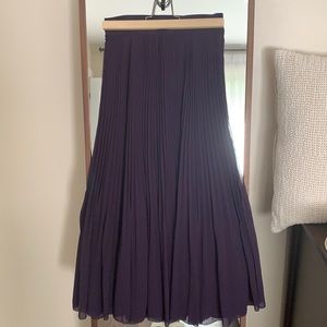 Aritzia Wilfred Twirl skirt